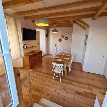 Casa de hóspedes Rooms Skalinada Vis